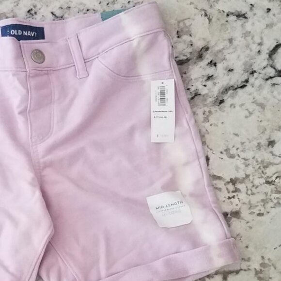 Old Navy Mid Length Shorts Light Purple - Picture 3 of 5